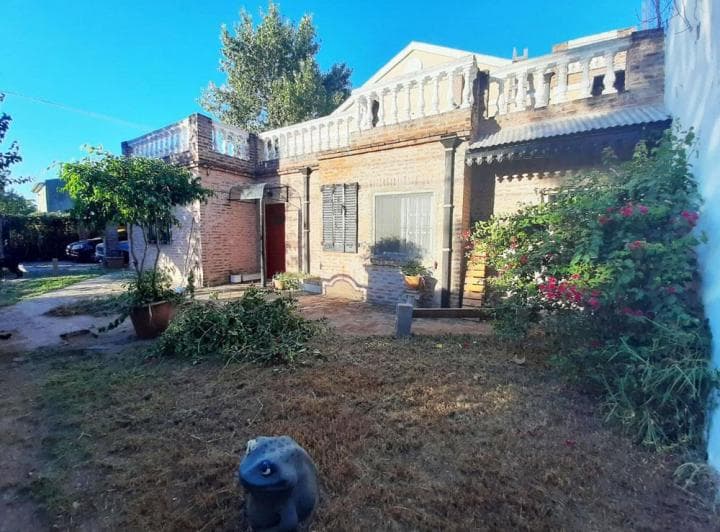 Casa en Venta en Don Torcuato. 3/4 Dorm.. - 2
