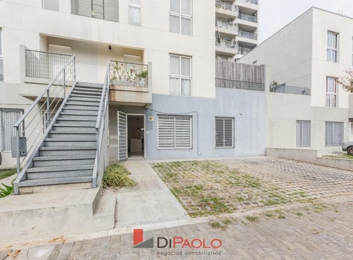 Venta PH 3 Ambientes con Jardin y Cochera en Castelar - 2