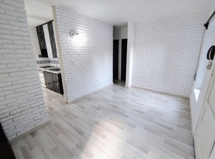 Departamento en Venta Dos Dorm. Al Frente - Cerrito 53 - 3