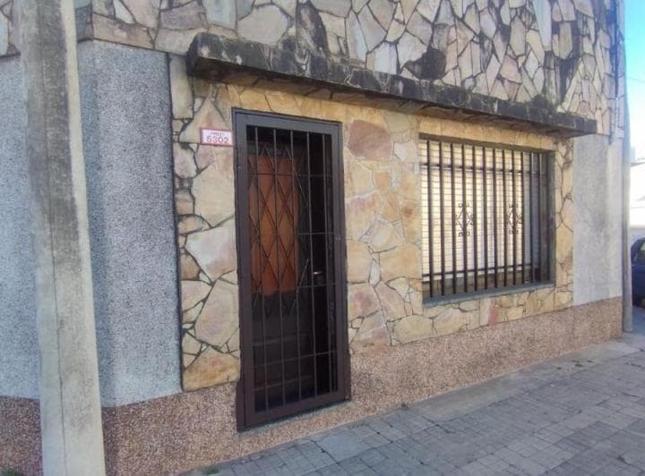 Venta - Casa 2 Dorm. y Garage - Forest 5302 - Azcuenaga - Rosario - 2