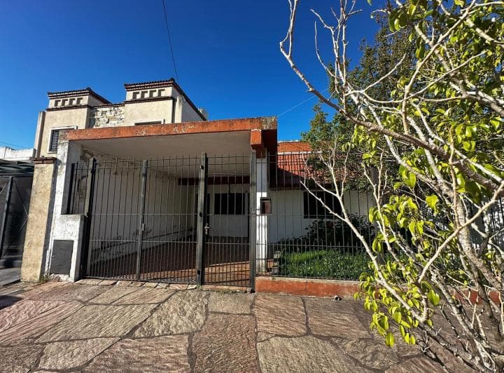 Venta Casa 3 Ambientes Garage Quincho Patio Jardín Lanús Oeste Lanus - 3