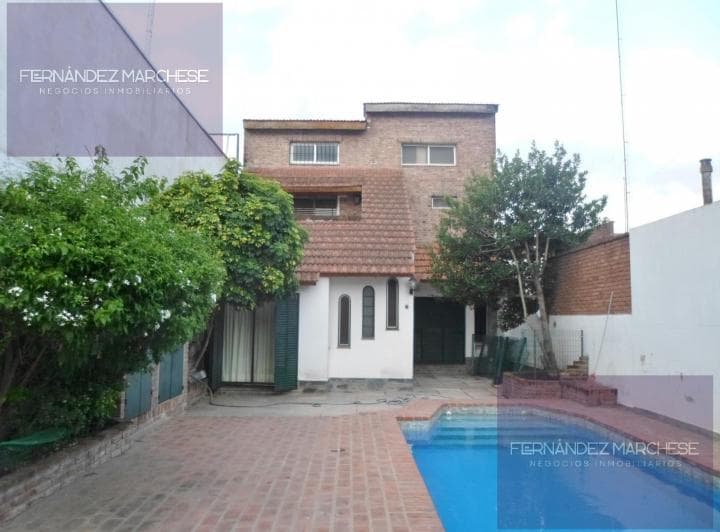 Casa en Centro de Lujan - 2