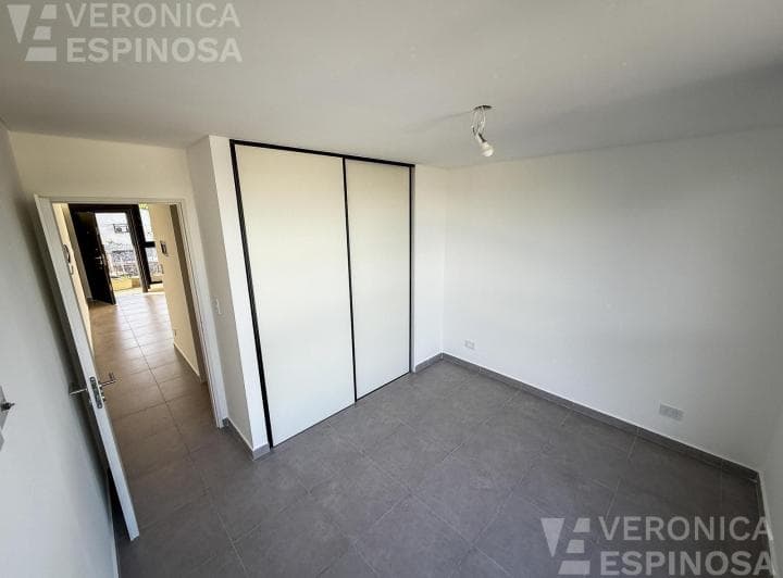 Departamento de Dos Ambientes en Venta - Moron Sur - 4