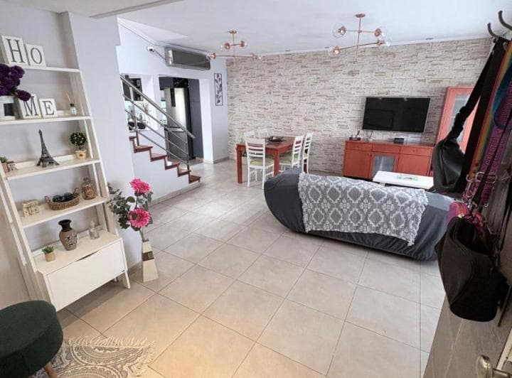 Casa en Lote Propio de 11 X 10 con Playroom, Suite, Vestidor, Cochera 2 Autos - 5