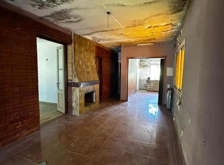 Venta Casa a Refaccionar Terreno Mercedes Permuta - 5