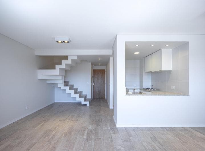 Duplex en Venta de 2 Dorm. en El Centro! - 2
