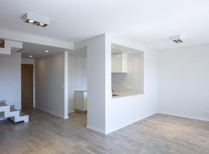 Duplex en Venta de 2 Dorm. en El Centro! - 3