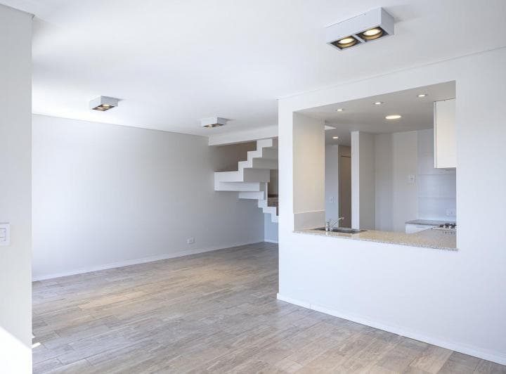 Duplex en Venta de 2 Dorm. en El Centro! - 4