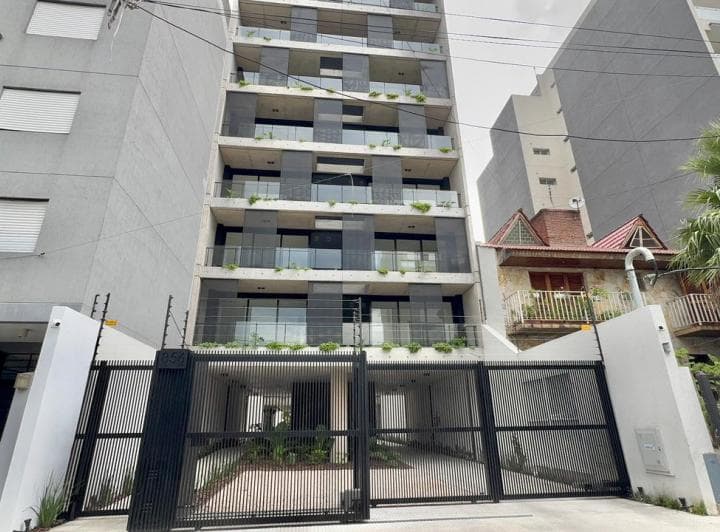 Moderno Departamento de 2 Ambientes en Venta en Morón - 4