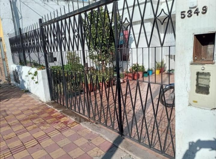 Casa 2 Flias con Galpon en Venta Villegas 5300 Villa Dominic - 2