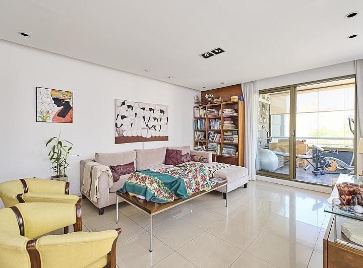 Venta Departamento 4 Ambientes Impecable Piso Cochera Amenities Caballito - 3