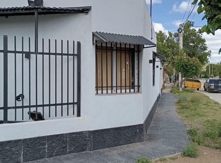 Casa Refaccionada a Nuevo y Excelente Ubicación – San Francisco del Monte de Oro - 2