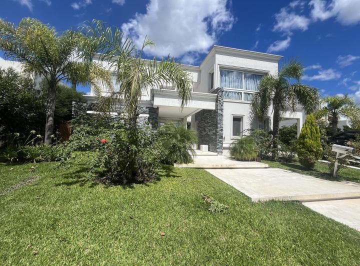 Casa de 5 Ambientes Al Agua - Venta - Alisos, Nordelta - 3