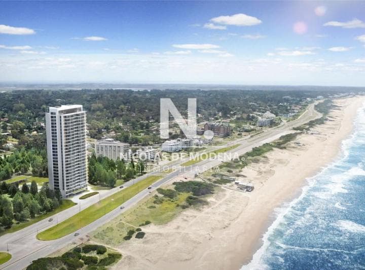 Vende Apartamento con Vista Al Mar de 3 Dorm. en Suite, en Brava Punta del Este - 3