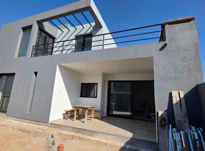 Hermosa Casa de 3 Dorm. en Rincones de Manantiales – Córdoba - 4
