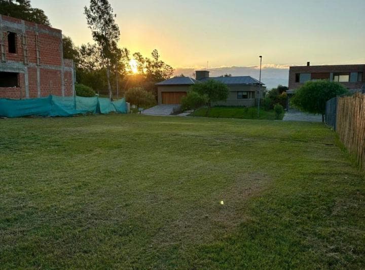 Terreno en Venta – Valle Escondido, Barrio Piana - 4