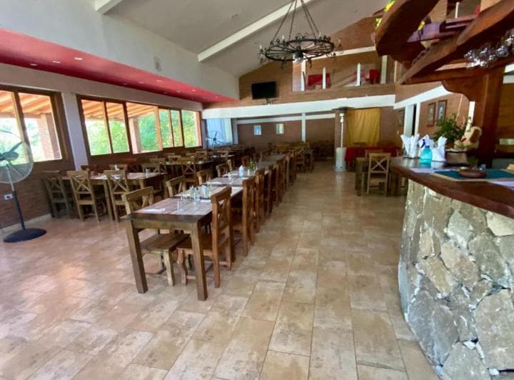Vendo Restaurante con Amplio Terreno de 7.000 m² en La Serranita - 3