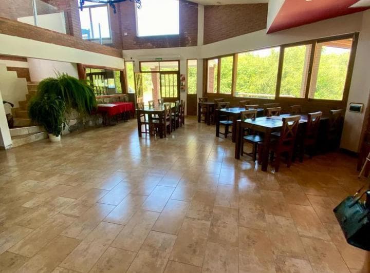 Vendo Restaurante con Amplio Terreno de 7.000 m² en La Serranita - 4