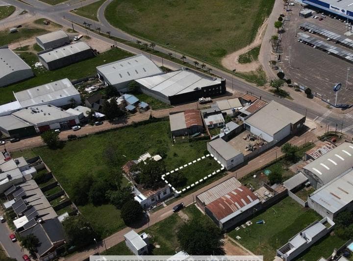 Terreno de 350 m. Zona Carrefour. Gualeguaychú, Entre Ríos - 2