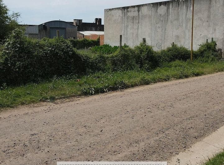 Terreno de 350 m. Zona Carrefour. Gualeguaychú, Entre Ríos - 5