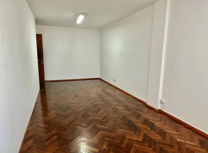Oficina en Venta - 4