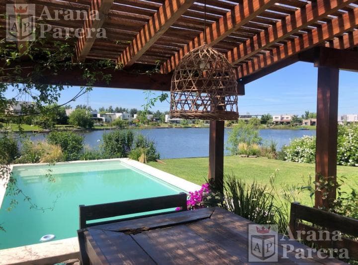 Alquiler Excelente Casa a La Laguna en San Benito Enero Temporario Pileta - 4
