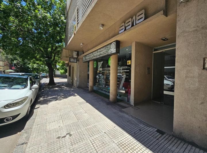 Local Comercial en Venta! Saavedra - 2