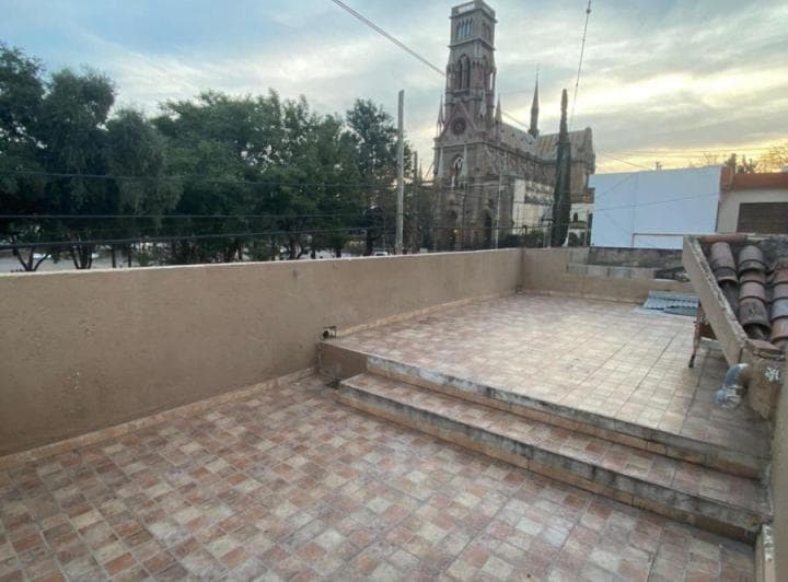 Venta Casa 3 Dorm + Depto 2 Dorm + Local Comercial - Centro de Villa Allende - 4