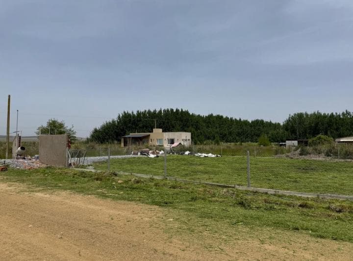 Venta Lote en Gardey con Parrilla + Pileta de 9 X 3,50 - 3