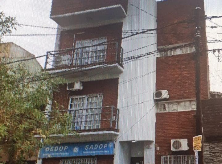 Edificio de 4 Plantas a 3 Cuadras de Los Tribunales de Morón Ideal Uso Comercial y Judicial - 5
