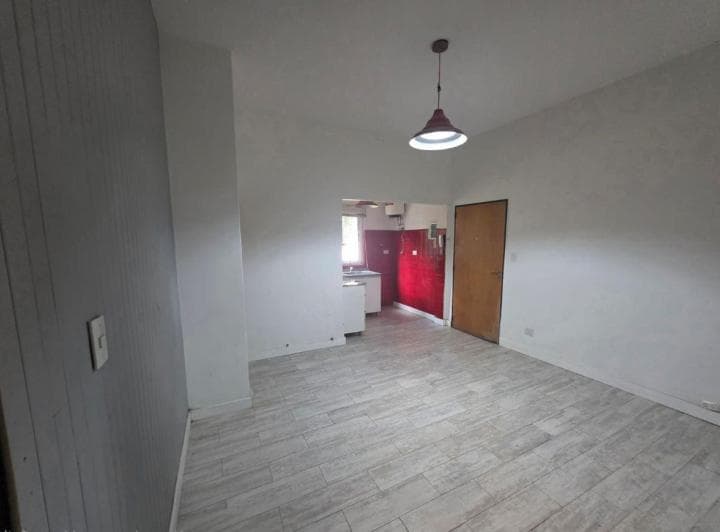 Av Rivadavia 10500 - Ph 2 Ambientes con Patio 46 m² por Pasillo - 3