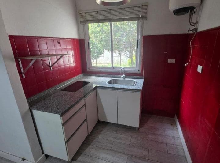 Av Rivadavia 10500 - Ph 2 Ambientes con Patio 46 m² por Pasillo - 4