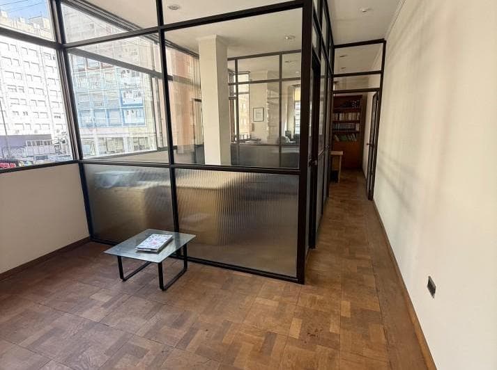 Oficina Comercial en Venta - Zona Centro. - 3