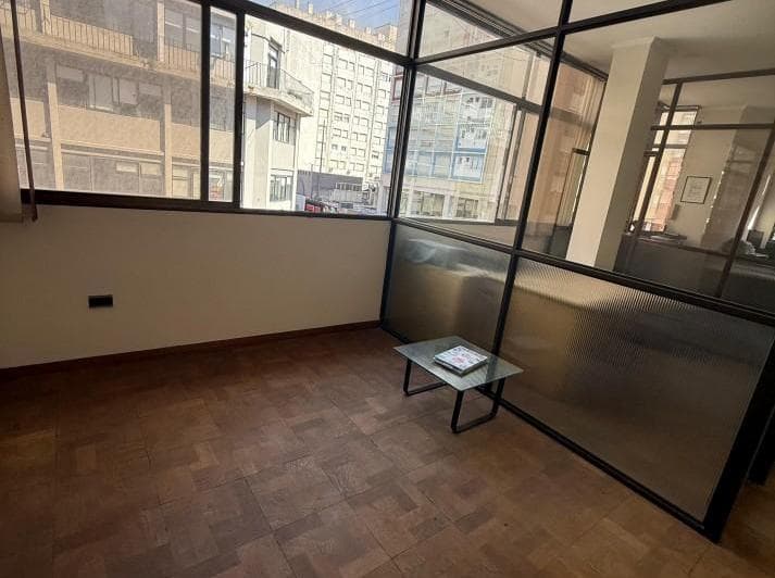 Oficina Comercial en Venta - Zona Centro. - 2