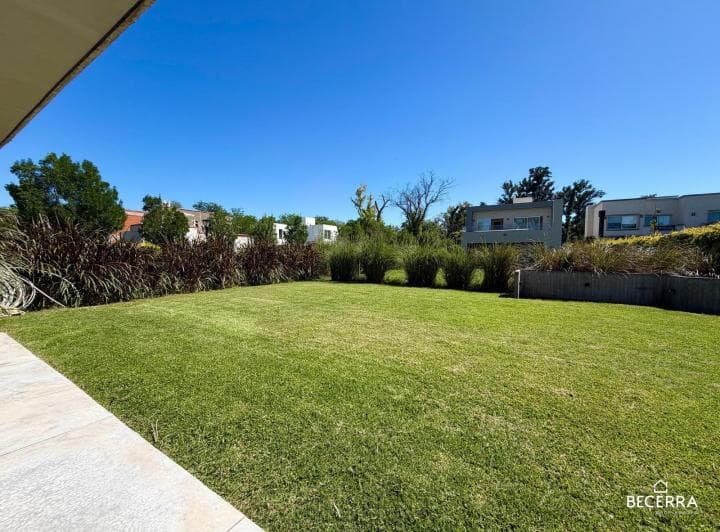 Casa en Venta en Barrio Cerrado La Candelaria - Bella Vista - 2