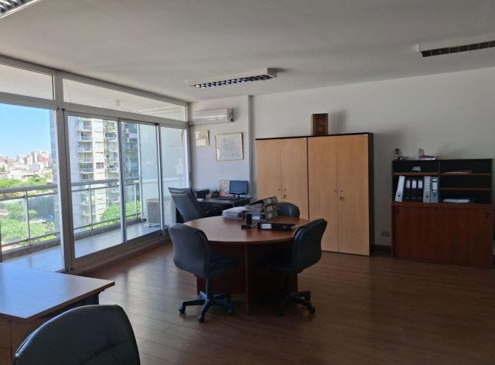 Oficina de 50 m² en Alquiler en Núñez. Vigilancia. Piso Alto. Mucha Luz! - 3