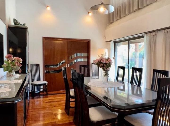 Venta Residencia Única 1229 m² en Barrio Los Troncos - 5