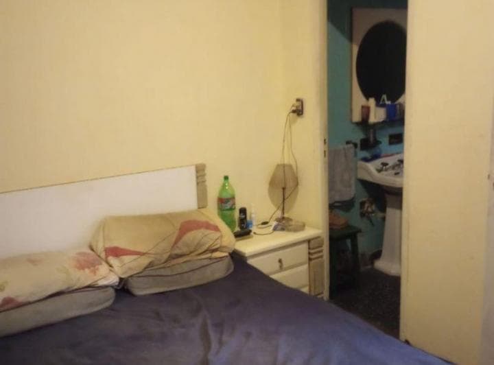 Venta Departamento en P. H. Dos Ambientes Para Refaccionar * Zona Flores - 4