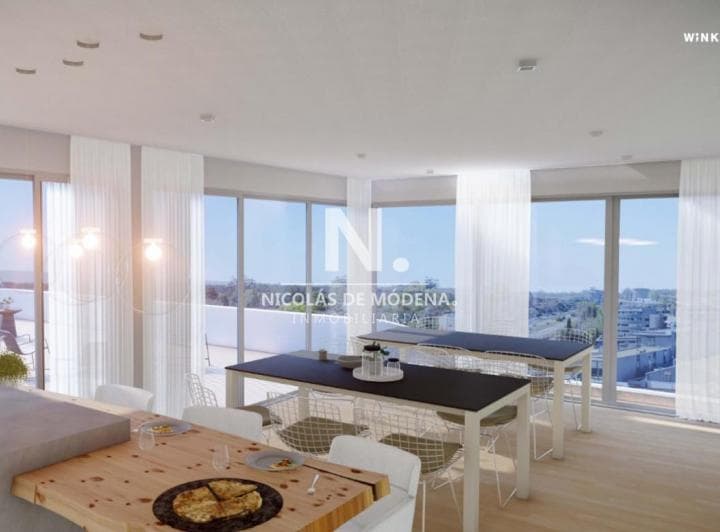 Apartamento en Venta de 2 Dorm. Al Frente en Barra de Carrasco, Canelones! - 4