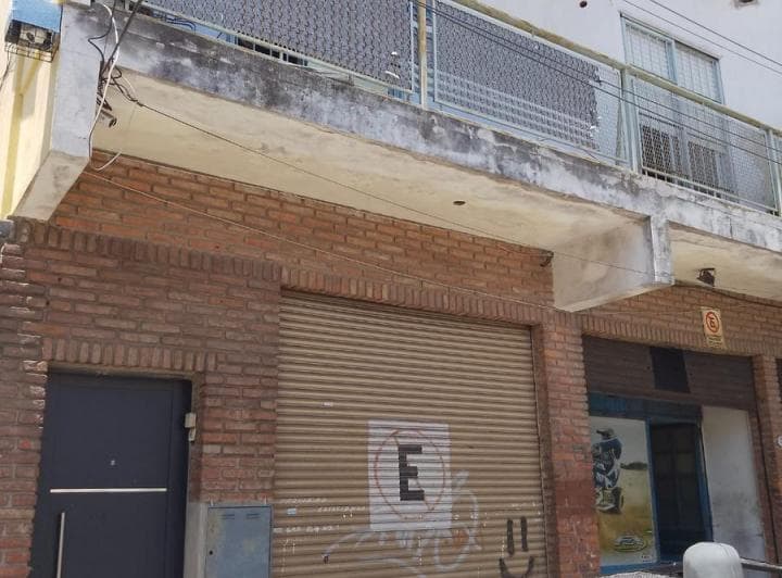 PH en Venta de 3 Ambientes en Dos Plantas. Ciudadela Norte - 2