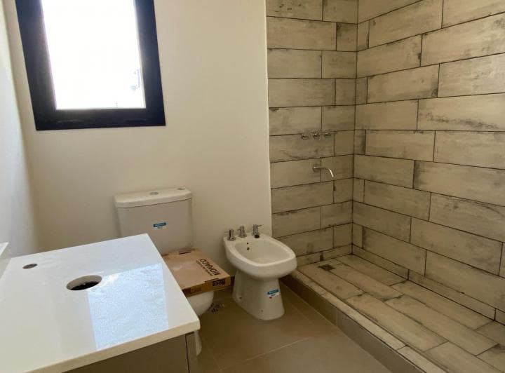 Casa Venta Barrio Santa Lucía Pilar del Este - 5