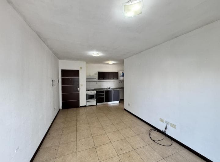 Departamento de 2 Ambientes con Balcón en Morón - 5