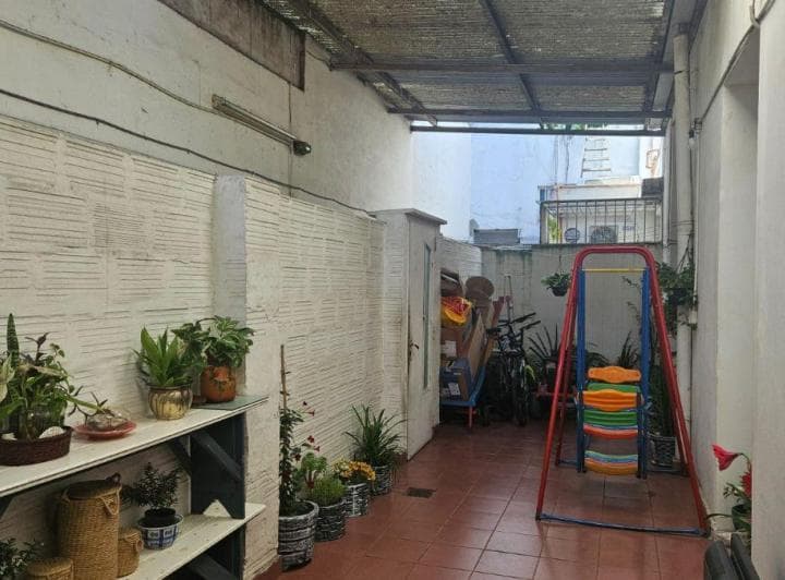 2 Departamentos en Block - 211 m - 77 m Cubiertos - 4 Dorm. - No Paga Expensas - 3
