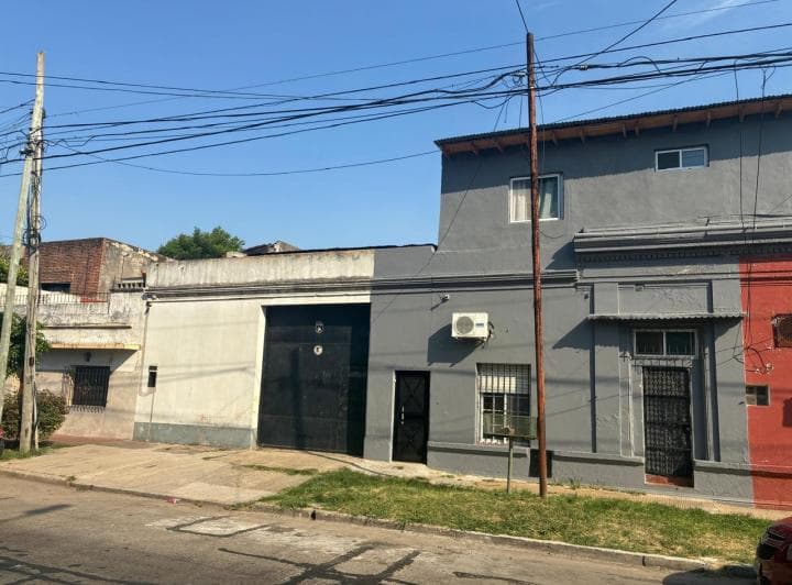 Venta/alquiler - Galpón en Crucecita a m de Gutiérrez - 2