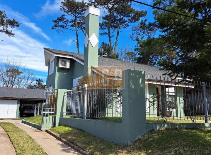 Casa en Venta, Pinares a Dos Cuadras del Mar. - 2