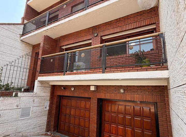 Casa en Venta con Pileta/sauna/quincho/cochera - 5