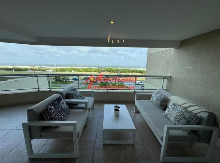 Apartamento en Alquiler Temporal de 4 Dorm. en Torre Lobos, Punta del Este - 3