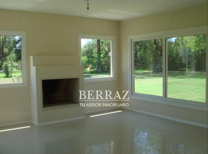 Casa Venta 5 Ambientes en Bosque Chico Pilar Lote de 900 m² - 3