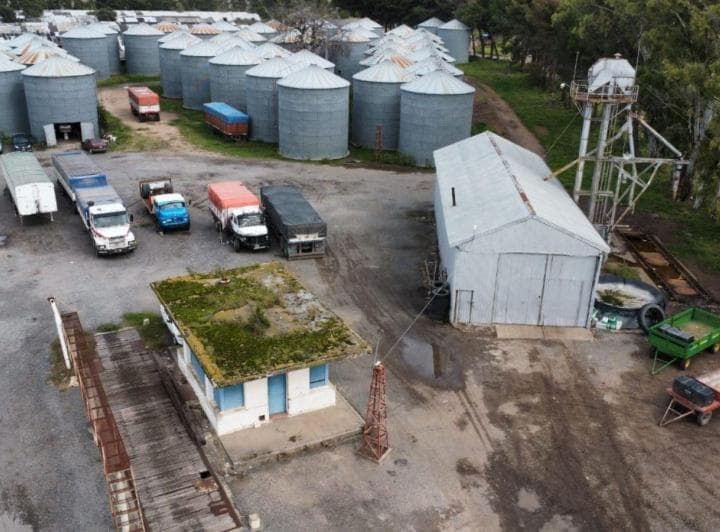 Venta Campo 4 Ha con Planta de Silos y Acopio Cereales - 2