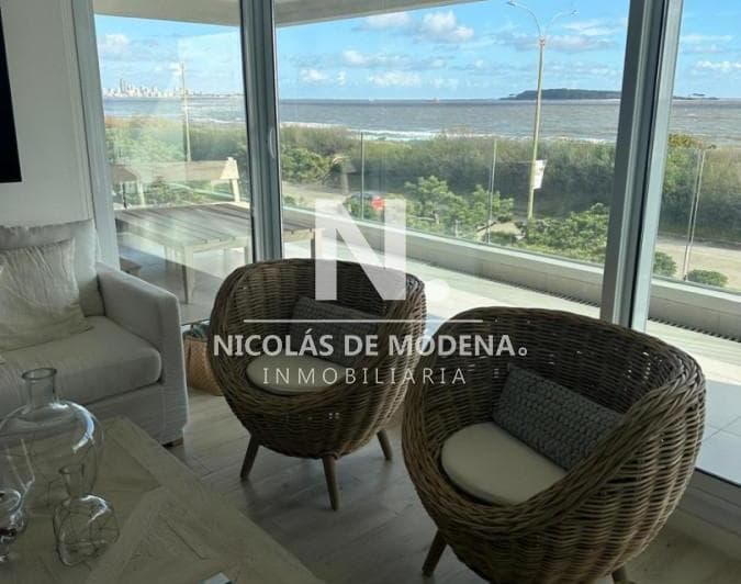 Excelente Apartamento a La Venta con Toda La Vista Al Mar Playa Mansa 3 Dorm. - 4